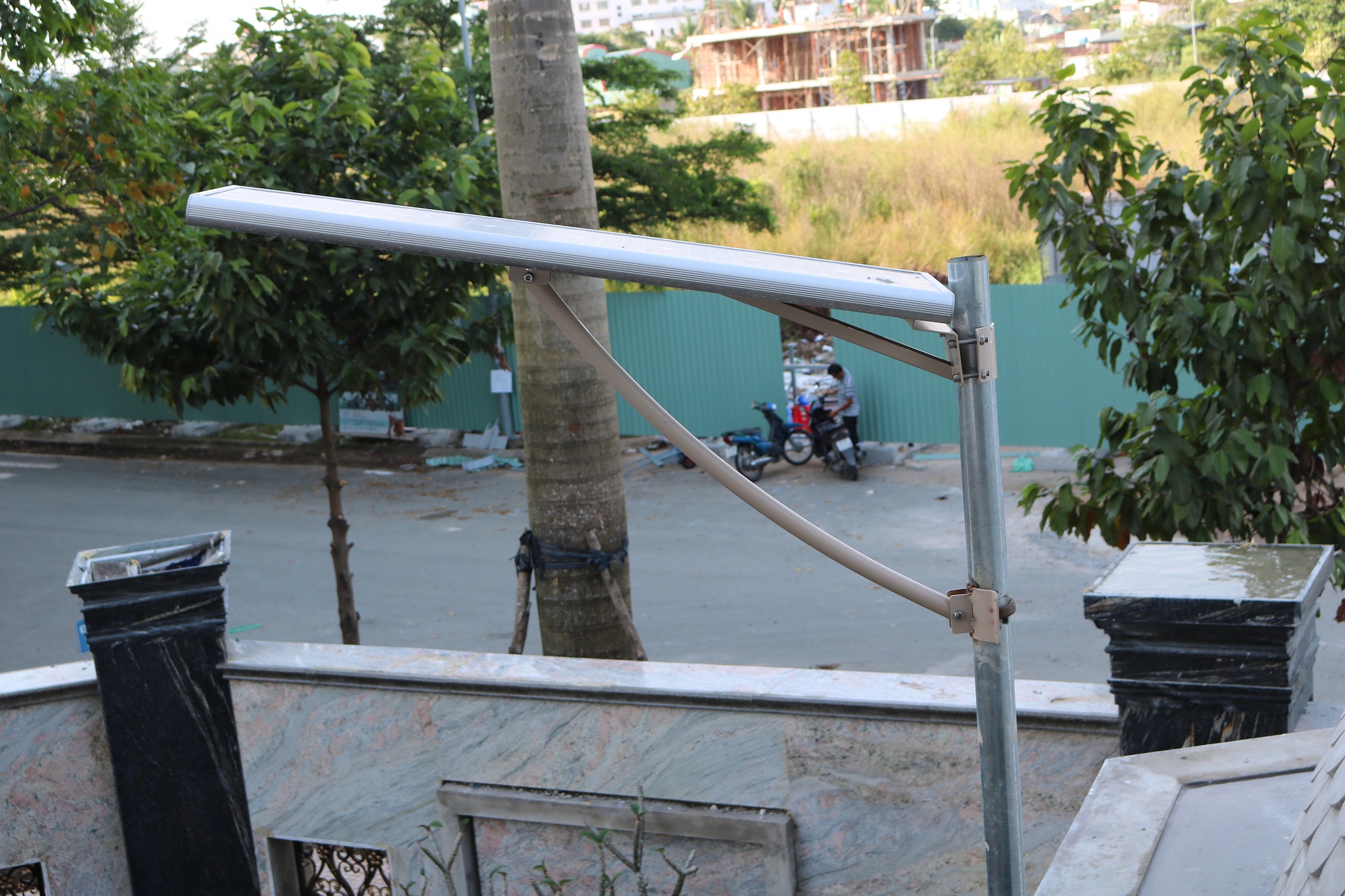 40W Solar LED Street Light